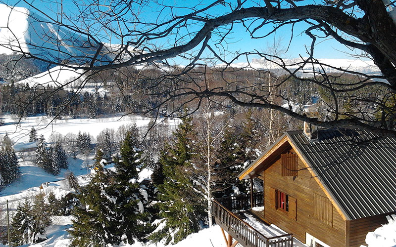 chalet traditionnel alpestre alpe du grand serre