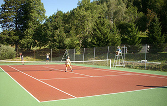 Tennis a l'Alpe du Grand Serre